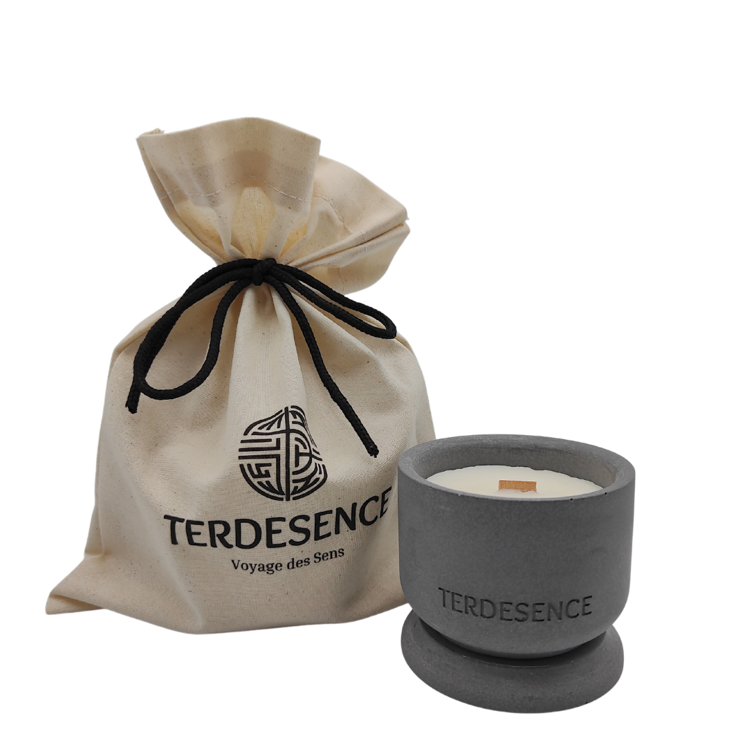 Bougie parfumee rechargeable avec couvercle et son pochon personnalisé en coton - tana collection